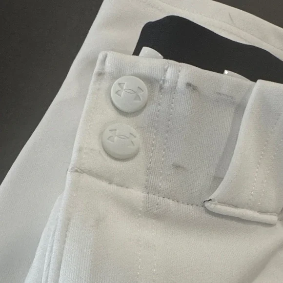 Two pairs of Under Armour medium adult White Performance baseball Pants - Picture 4 of 6